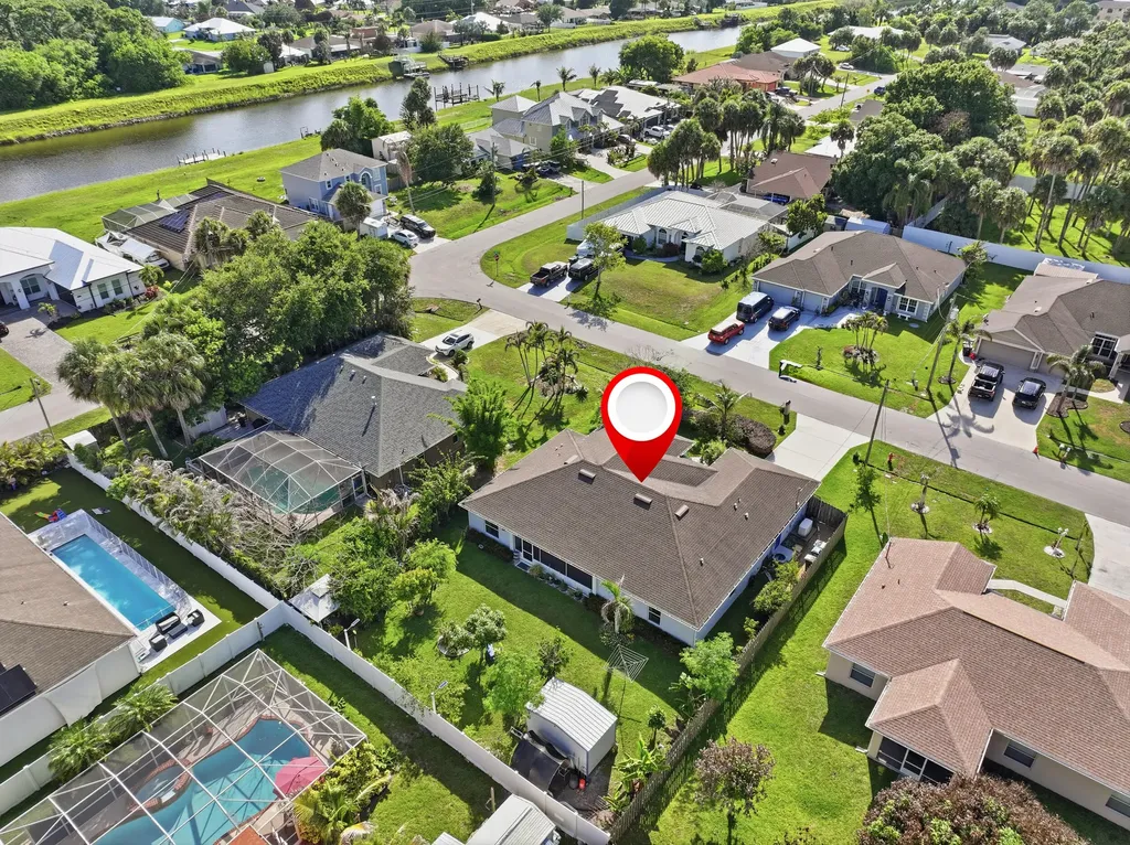 2081 SW Tropical Terrace Port St Lucie FL 34953
