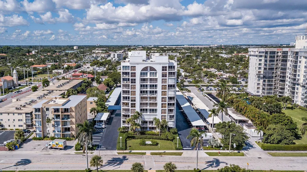 3901 S Flagler Drive West Palm Beach FL 33405