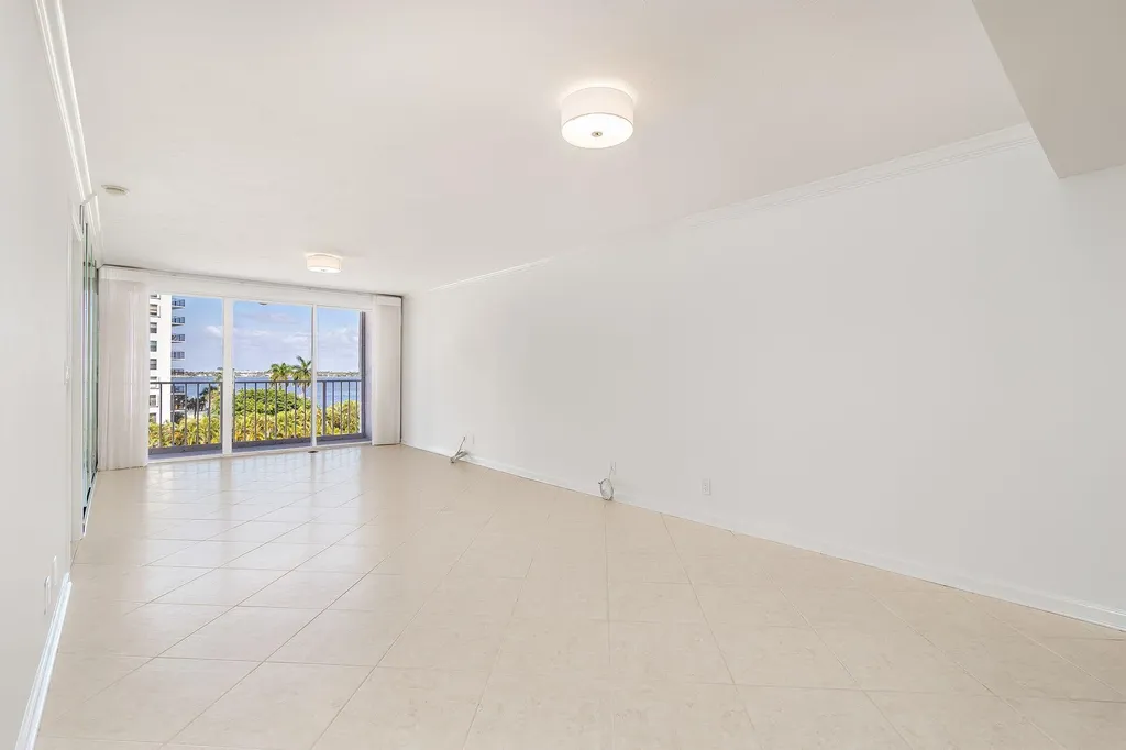 3901 S Flagler Drive West Palm Beach FL 33405