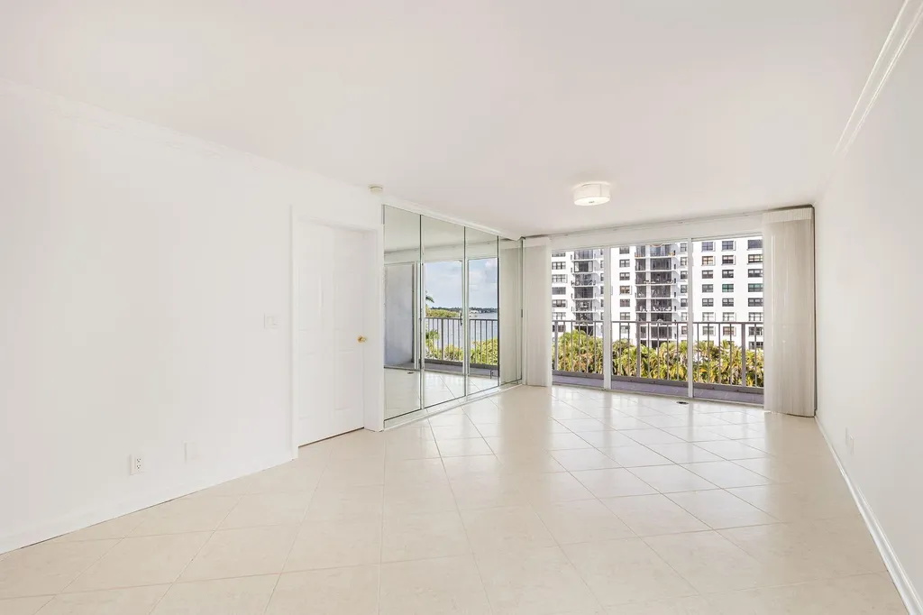 3901 S Flagler Drive West Palm Beach FL 33405