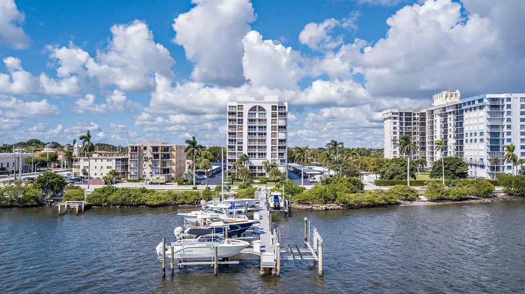 3901 S Flagler Drive West Palm Beach FL 33405