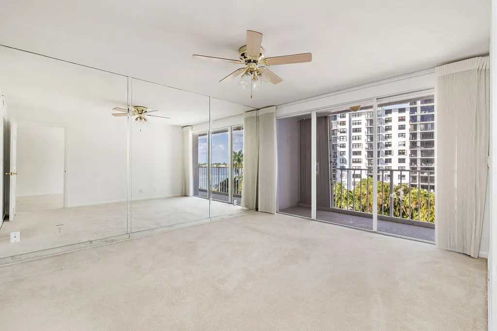 3901 S Flagler Drive West Palm Beach FL 33405