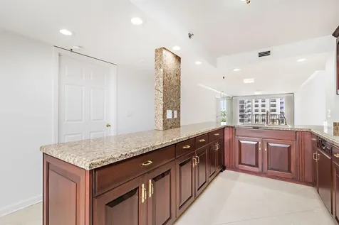 3901 S Flagler Drive West Palm Beach FL 33405