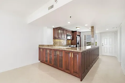 3901 S Flagler Drive West Palm Beach FL 33405