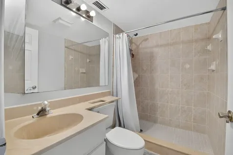 22976 Oxford Place Boca Raton FL 33433