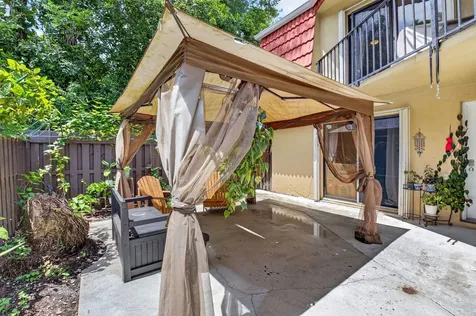 22976 Oxford Place Boca Raton FL 33433