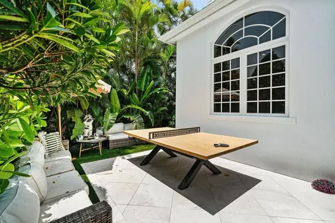 477 NE Spanish Court Boca Raton FL 33432