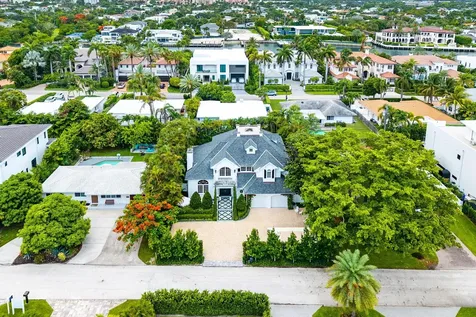 477 NE Spanish Court Boca Raton FL 33432