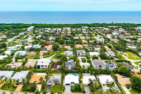 477 NE Spanish Court Boca Raton FL 33432