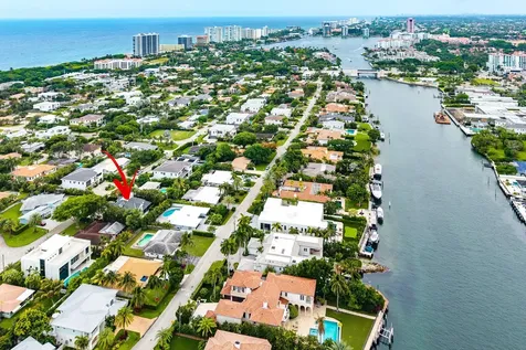 477 NE Spanish Court Boca Raton FL 33432