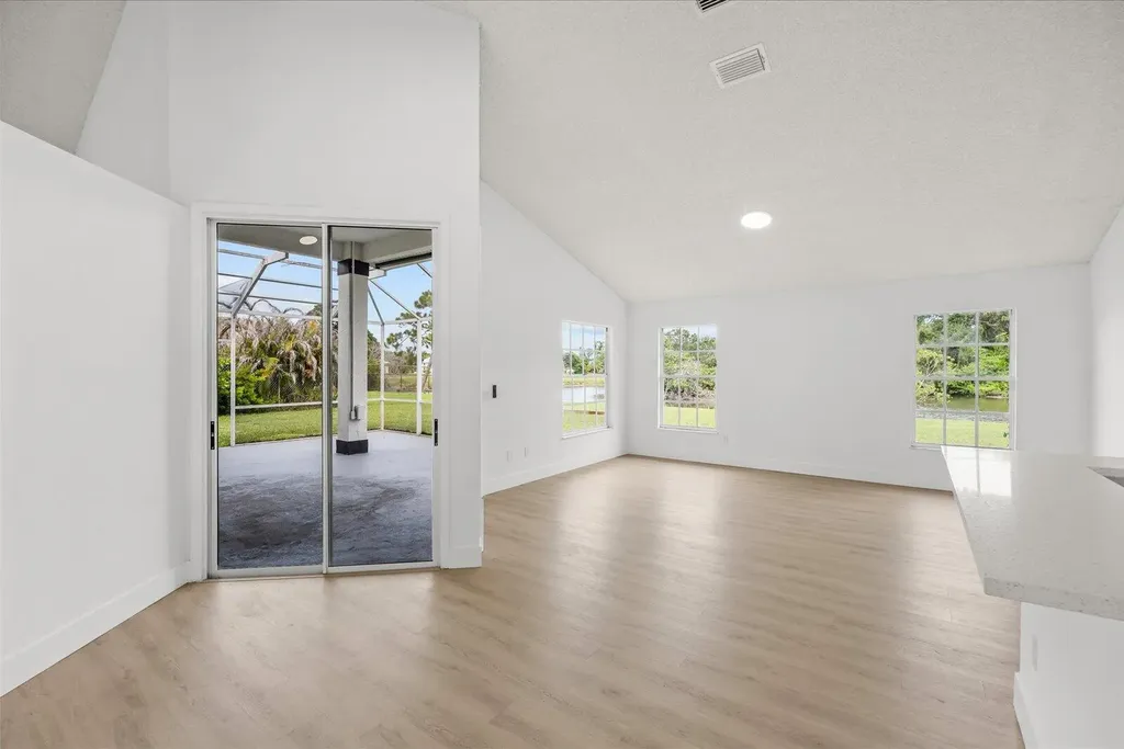 2635 SE Morningside Boulevard Port St Lucie FL 34952
