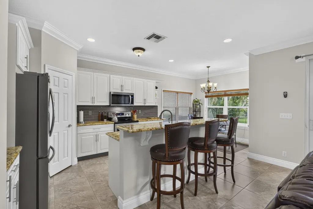 11483 Beacon Pointe Lane Wellington FL 33414