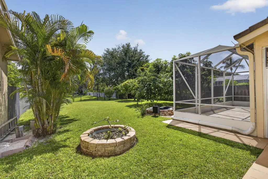 11483 Beacon Pointe Lane Wellington FL 33414