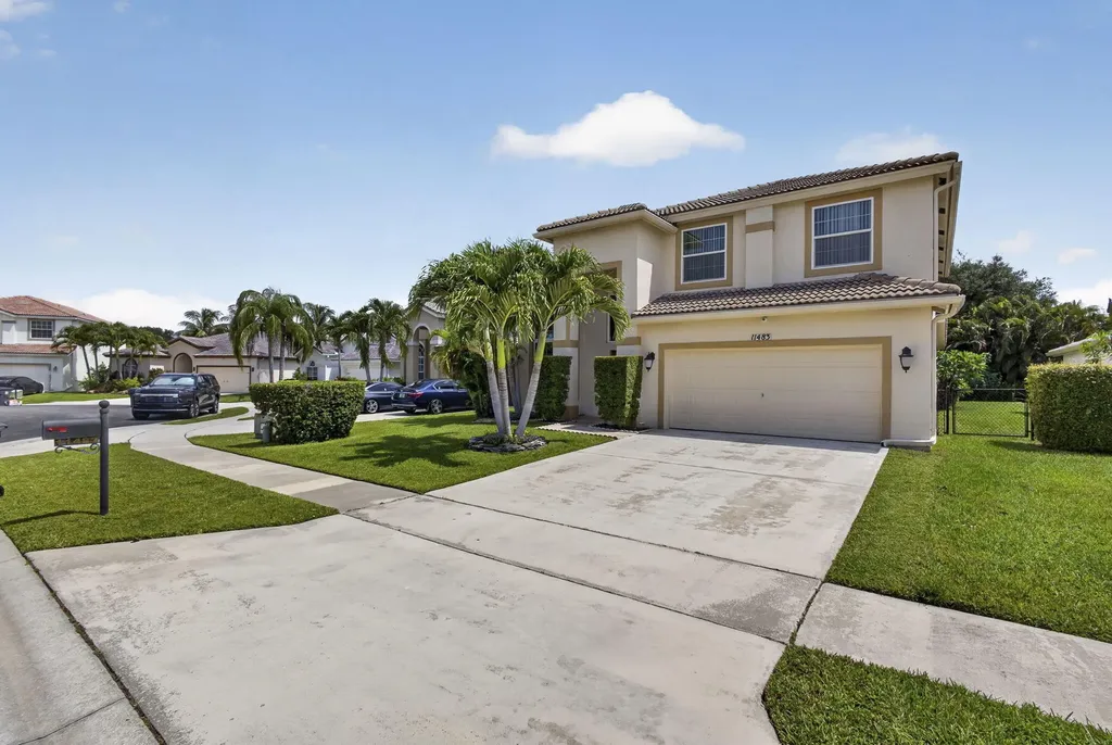 11483 Beacon Pointe Lane Wellington FL 33414