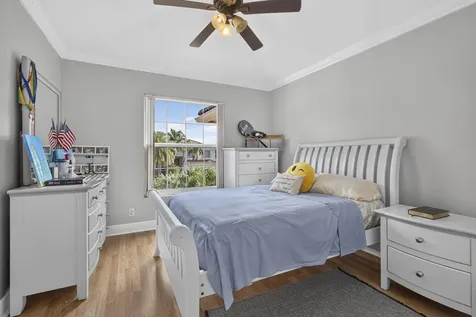 11483 Beacon Pointe Lane Wellington FL 33414