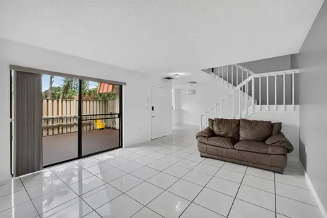 3310 Meridian Way S Palm Beach Gardens FL 33410