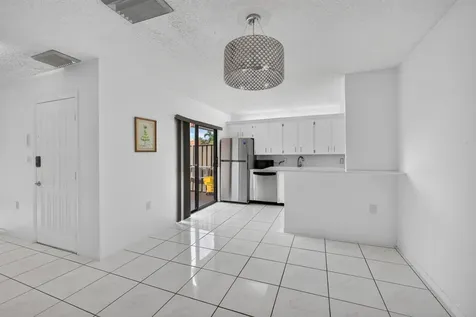 3310 Meridian Way S Palm Beach Gardens FL 33410