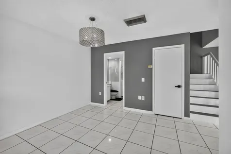 3310 Meridian Way S Palm Beach Gardens FL 33410