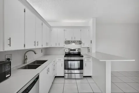 3310 Meridian Way S Palm Beach Gardens FL 33410