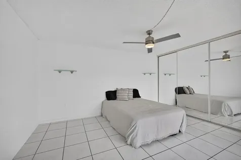 3310 Meridian Way S Palm Beach Gardens FL 33410