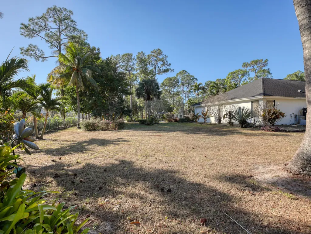 15049 85th Road N Loxahatchee FL 33470