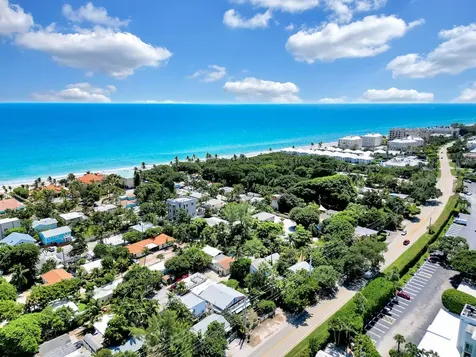 14 South Lane Boynton Beach FL 33435