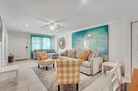14 South Lane Boynton Beach FL 33435