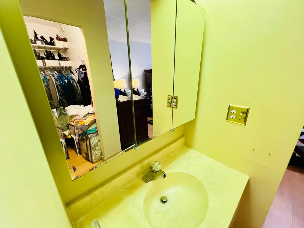 3821 Environ Boulevard Lauderhill FL 33319