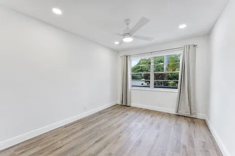 9180 Pine Springs Drive Boca Raton FL 33428