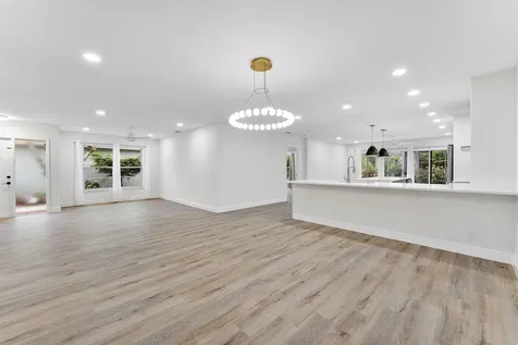 9180 Pine Springs Drive Boca Raton FL 33428