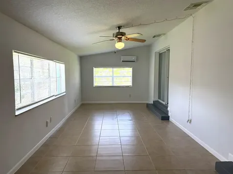 1115 Hernando Street Fort Pierce FL 34949
