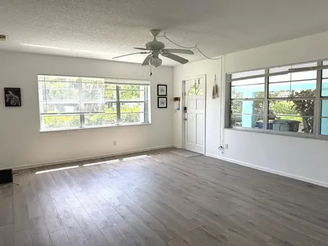 1115 Hernando Street Fort Pierce FL 34949