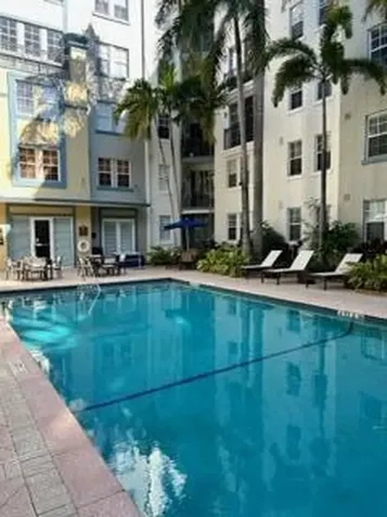 533 NE 3rd Avenue Fort Lauderdale FL 33301