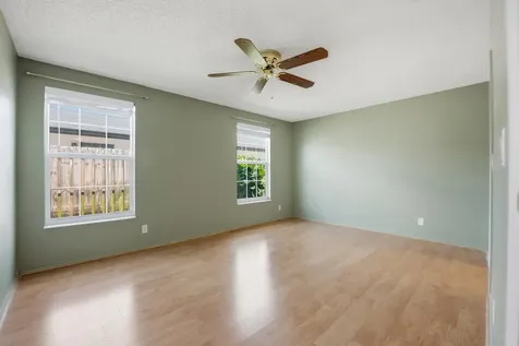5053 N Saint John Avenue Avenue N Boynton Beach FL 33472