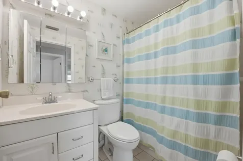 5053 N Saint John Avenue Avenue N Boynton Beach FL 33472