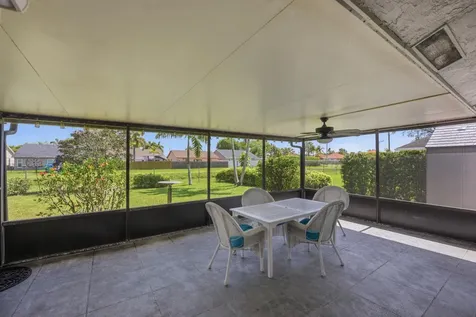5053 N Saint John Avenue Avenue N Boynton Beach FL 33472