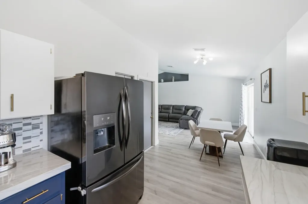 5635 Lake George Place Lake Worth FL 33463