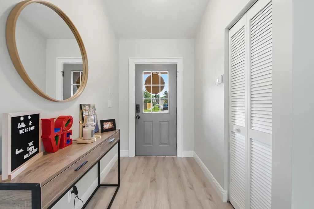5635 Lake George Place Lake Worth FL 33463