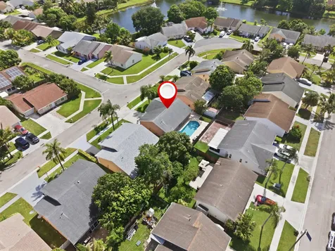 5635 Lake George Place Lake Worth FL 33463