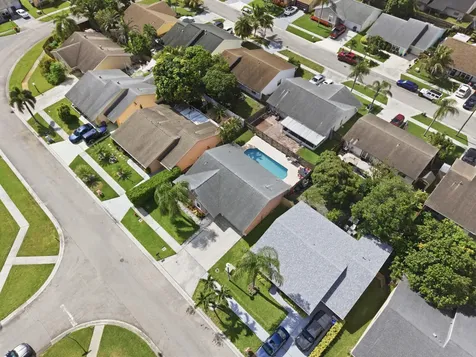 5635 Lake George Place Lake Worth FL 33463