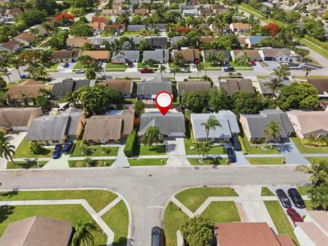 5635 Lake George Place Lake Worth FL 33463