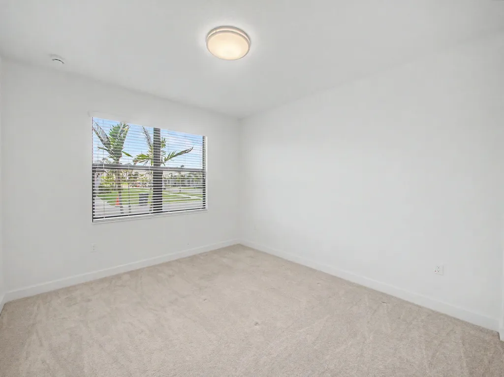 12827 SW Scenic View Port St Lucie FL 34987