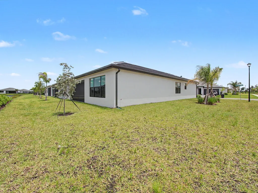 12827 SW Scenic View Port St Lucie FL 34987