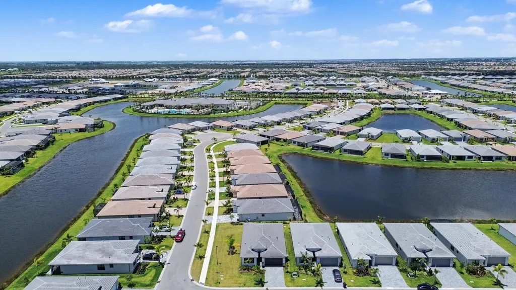 12827 SW Scenic View Port St Lucie FL 34987
