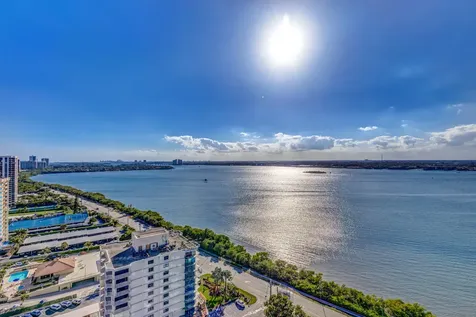 5510 N Ocean Drive Singer Island FL 33404