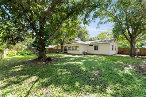 1135 38th Avenue Vero Beach FL 32960