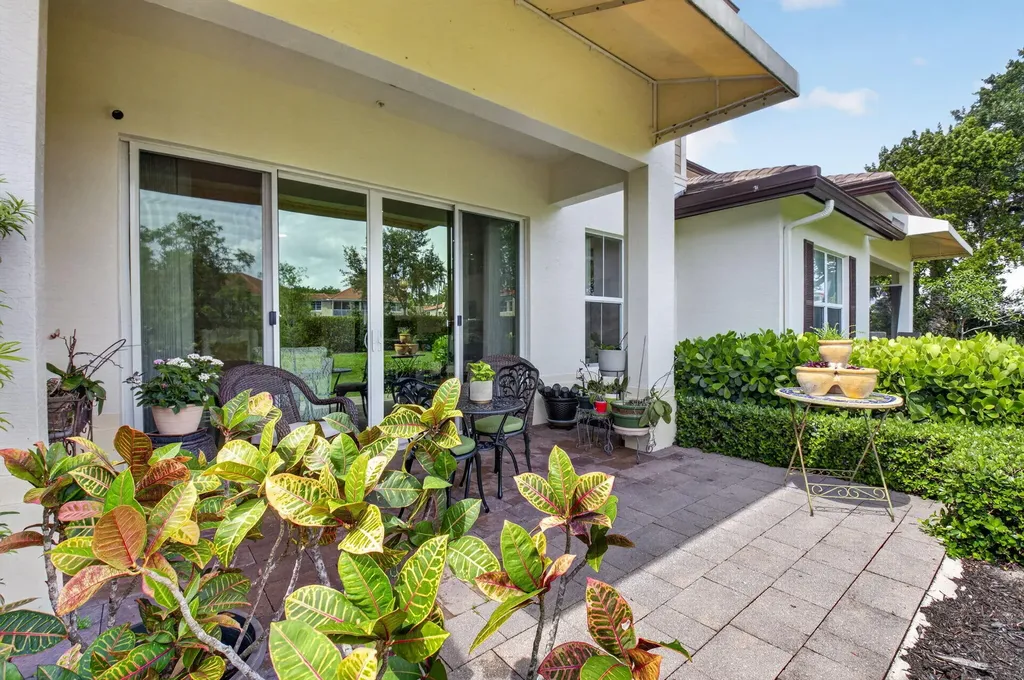 6693 Quiet Wave Trail Boca Raton FL 33433