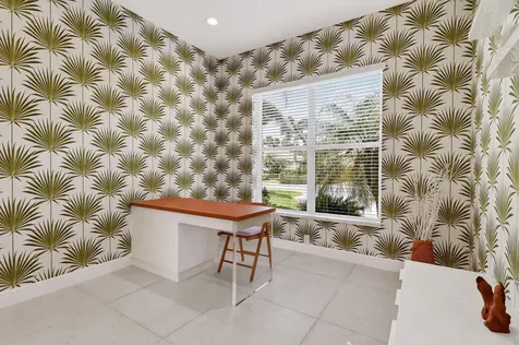 8091 SE Woodlake Lane W Hobe Sound FL 33455