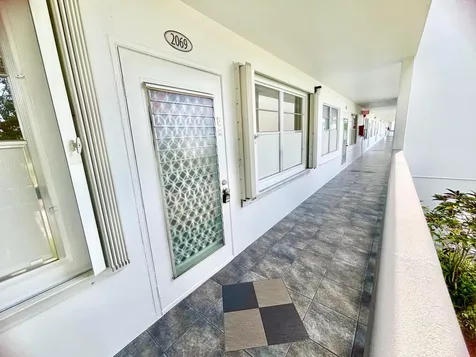 2069 Oakridge F Deerfield Beach FL 33442