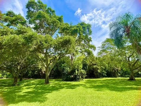 2069 Oakridge F Deerfield Beach FL 33442